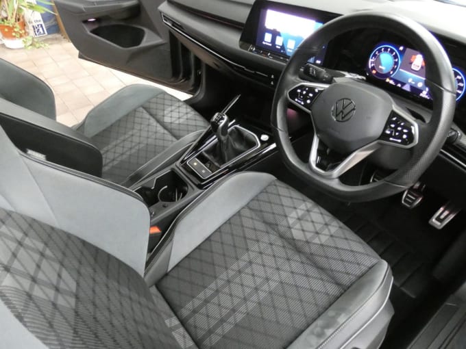 2025 Volkswagen Golf