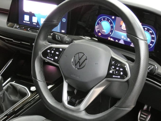 2025 Volkswagen Golf
