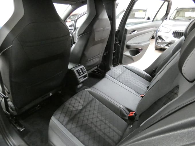 2025 Volkswagen Golf