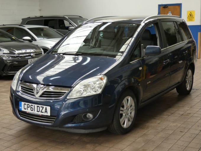 2025 Vauxhall Zafira