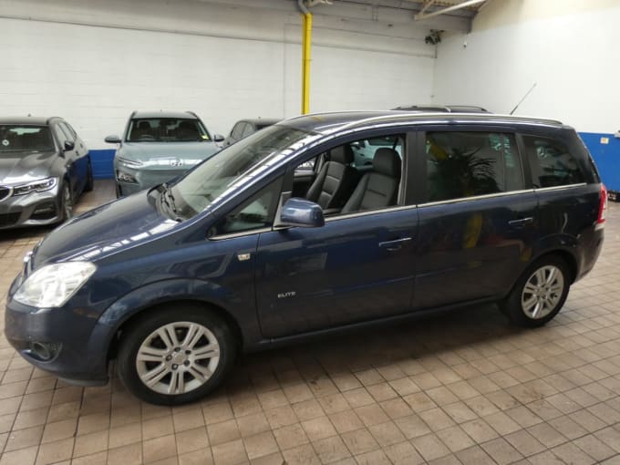 2025 Vauxhall Zafira