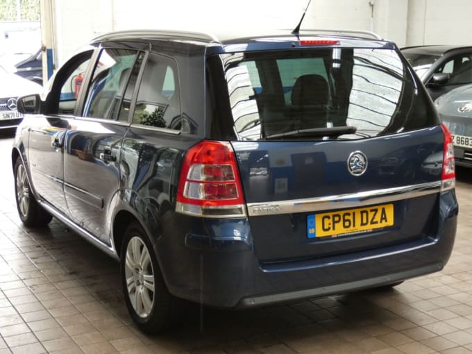 2025 Vauxhall Zafira