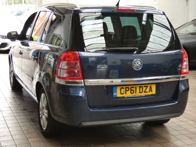 2025 Vauxhall Zafira