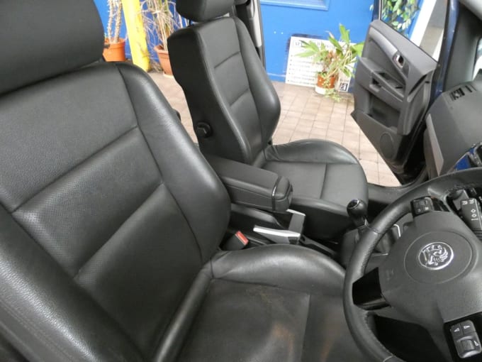 2025 Vauxhall Zafira