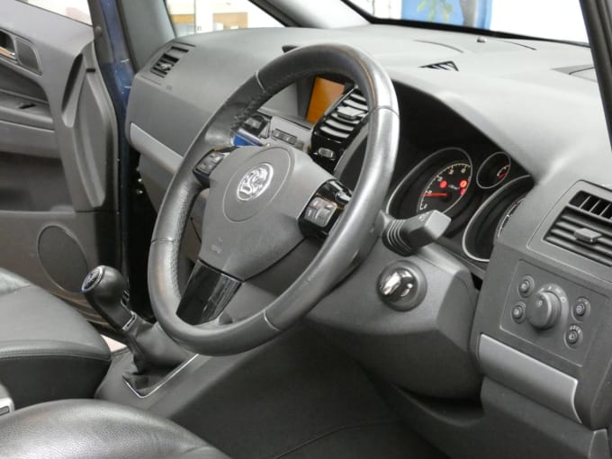 2025 Vauxhall Zafira