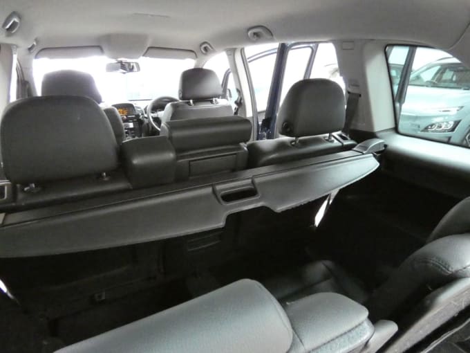 2025 Vauxhall Zafira