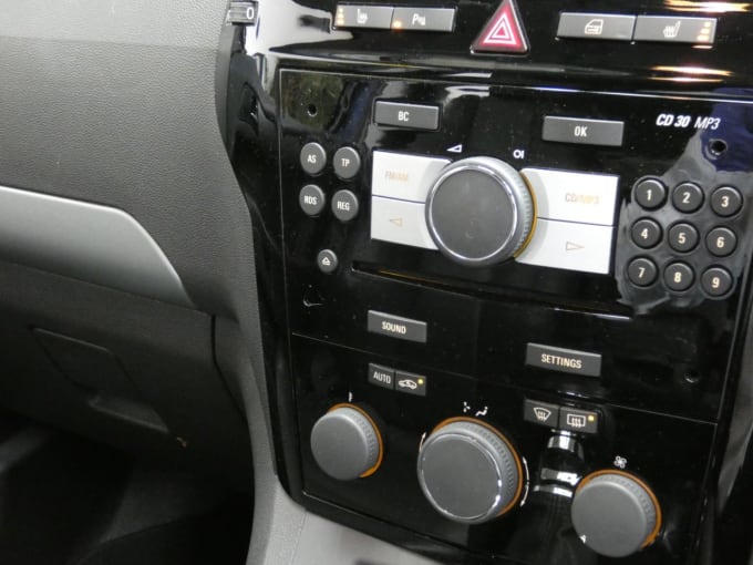 2025 Vauxhall Zafira