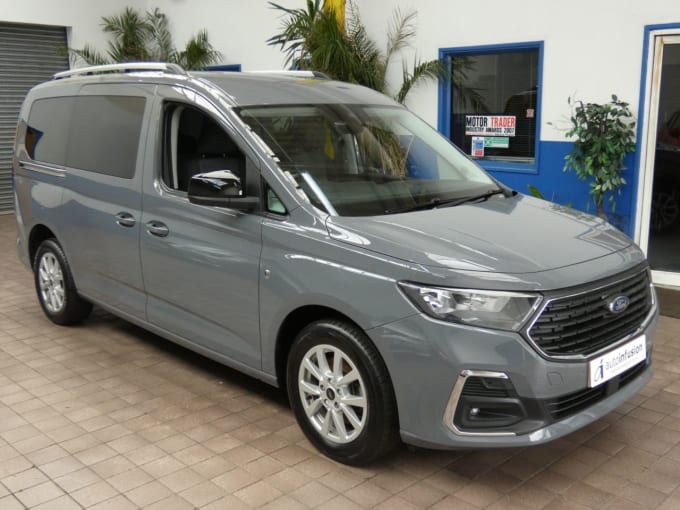 2025 Ford Grand Tourneo Connect