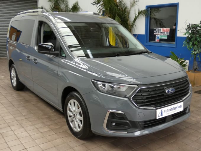2025 Ford Grand Tourneo Connect