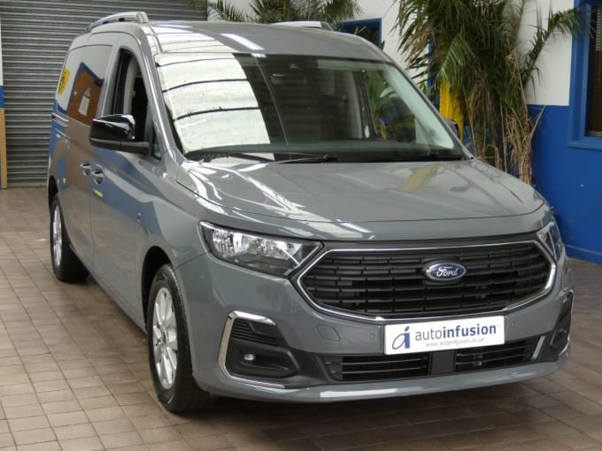 2025 Ford Grand Tourneo Connect