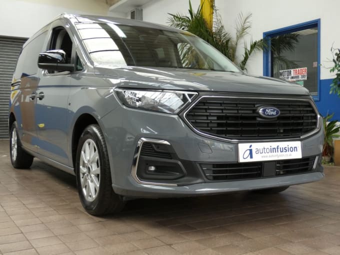 2025 Ford Grand Tourneo Connect