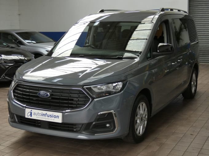 2025 Ford Grand Tourneo Connect