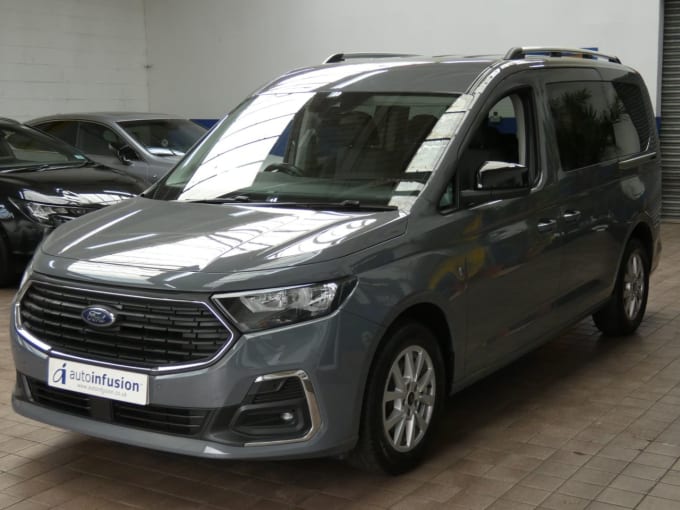 2025 Ford Grand Tourneo Connect