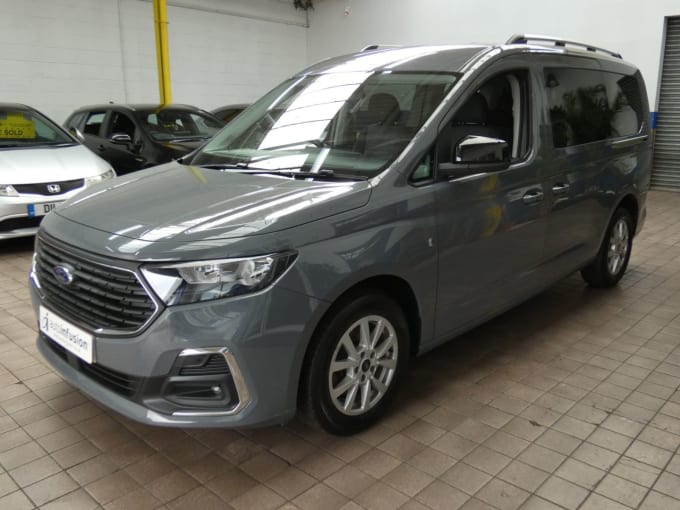 2025 Ford Grand Tourneo Connect