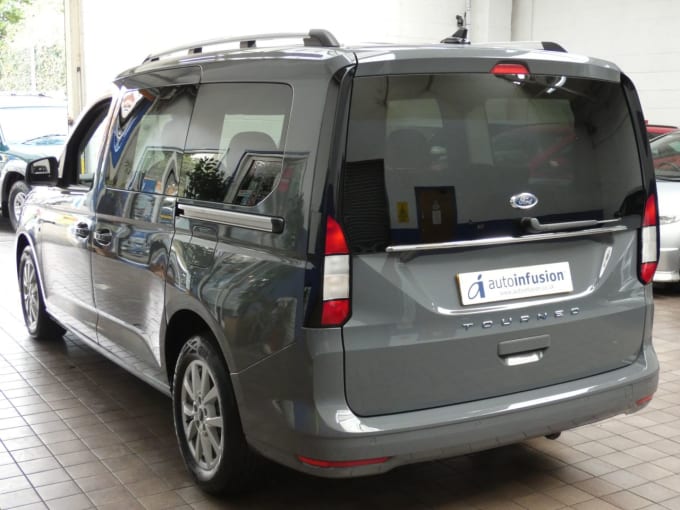 2025 Ford Grand Tourneo Connect