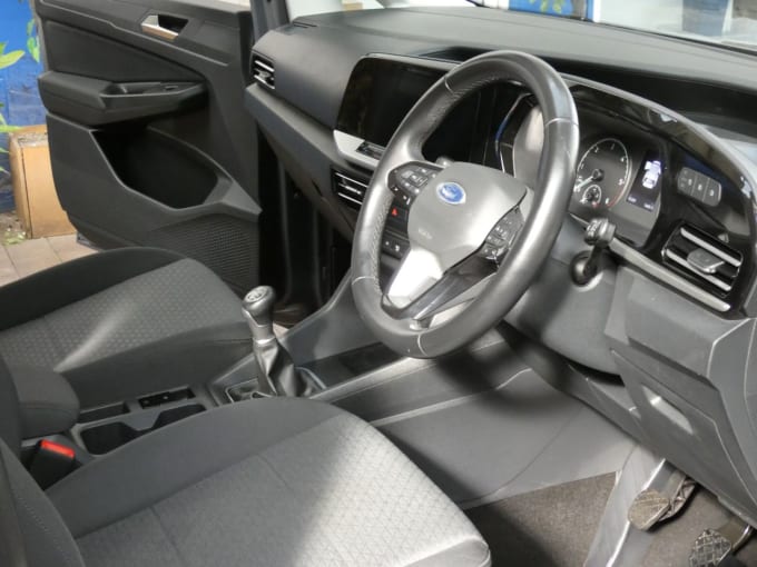 2025 Ford Grand Tourneo Connect