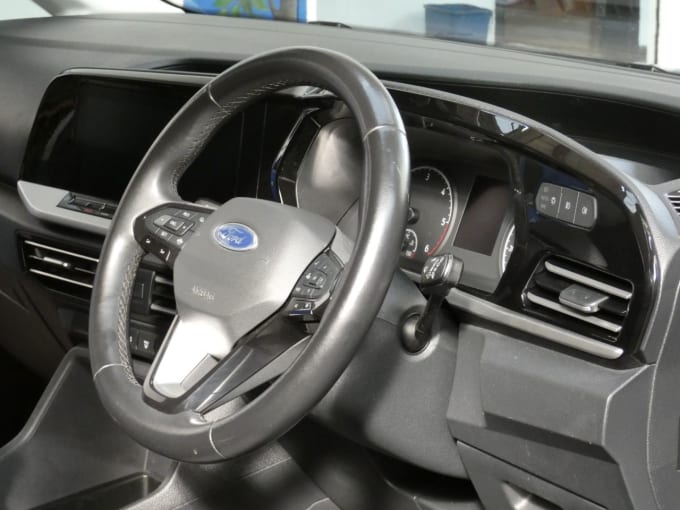 2025 Ford Grand Tourneo Connect