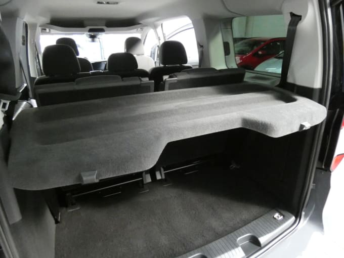 2025 Ford Grand Tourneo Connect