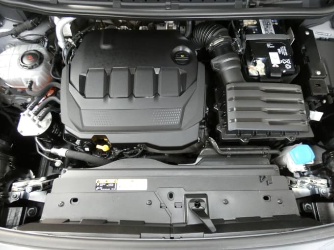 2025 Ford Grand Tourneo Connect