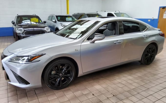 2025 Lexus Es