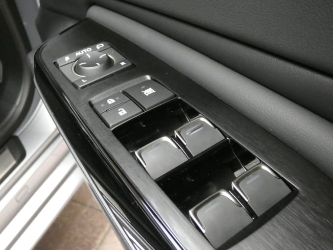 2025 Lexus Es
