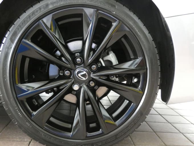 2025 Lexus Es