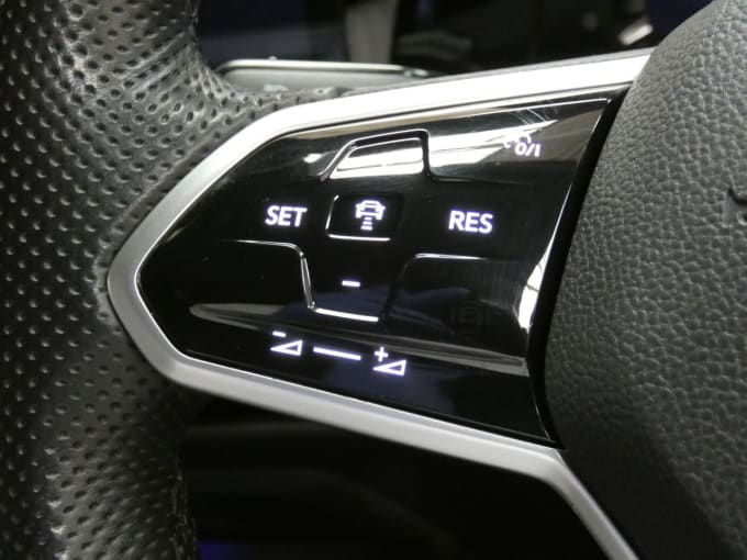 2025 Volkswagen Golf