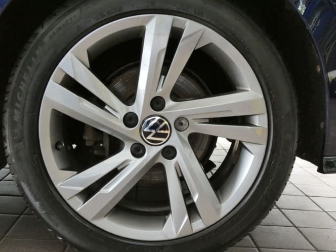 2025 Volkswagen Golf