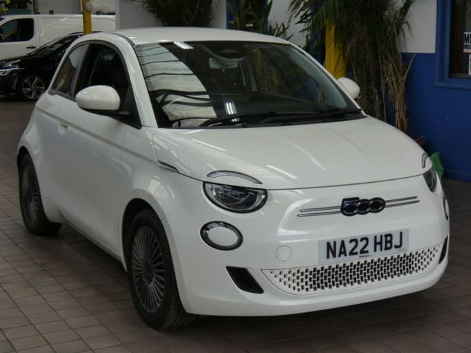 2025 Fiat 500e