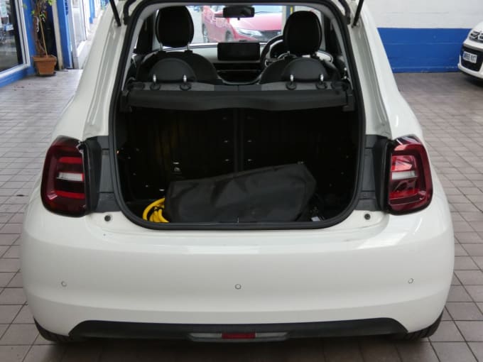 2025 Fiat 500e