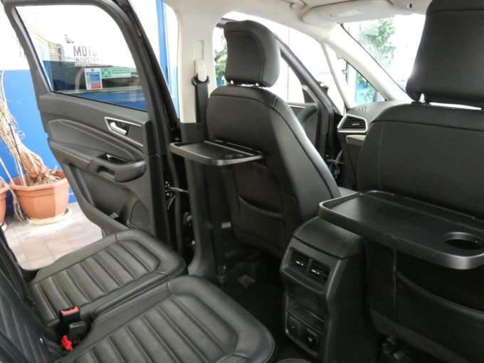 2025 Ford Galaxy