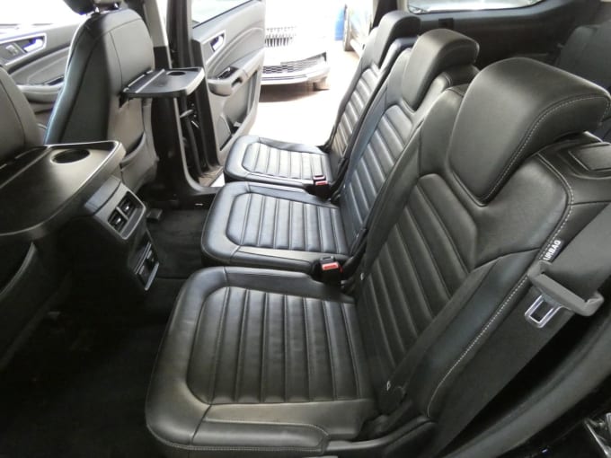 2025 Ford Galaxy