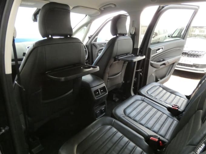 2025 Ford Galaxy