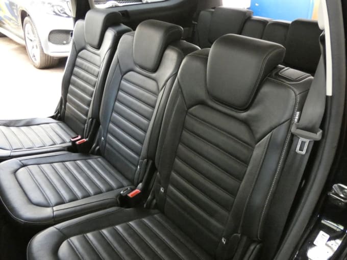 2025 Ford Galaxy
