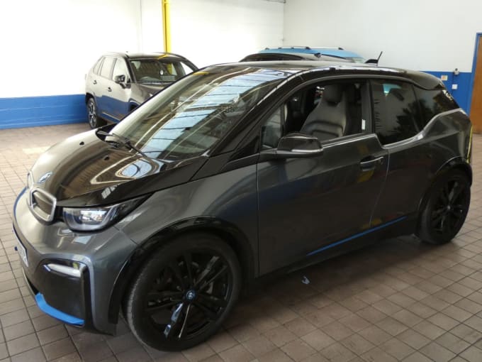 2025 BMW I3