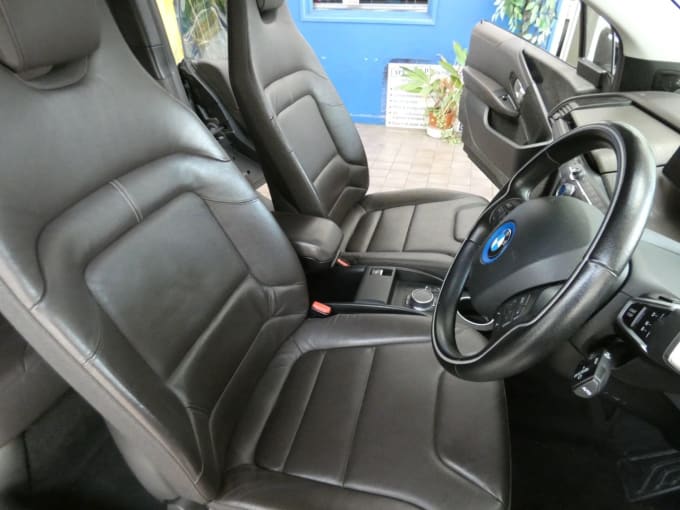 2025 BMW I3