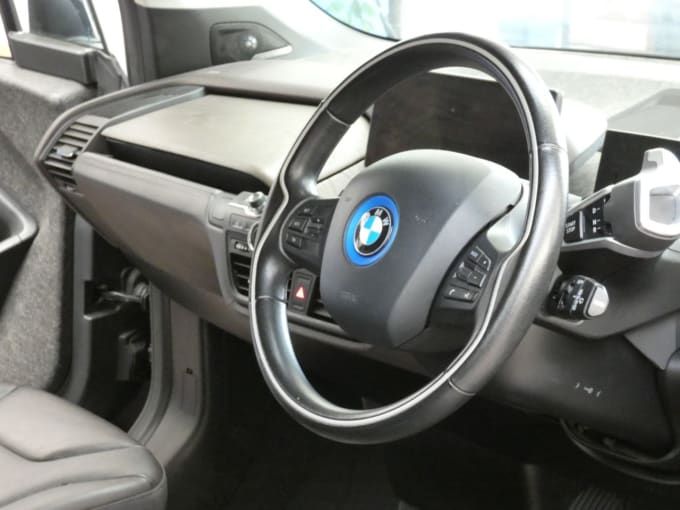 2025 BMW I3