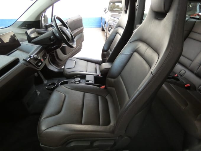 2025 BMW I3