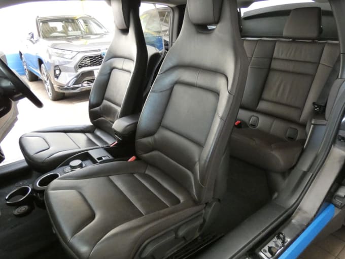2025 BMW I3