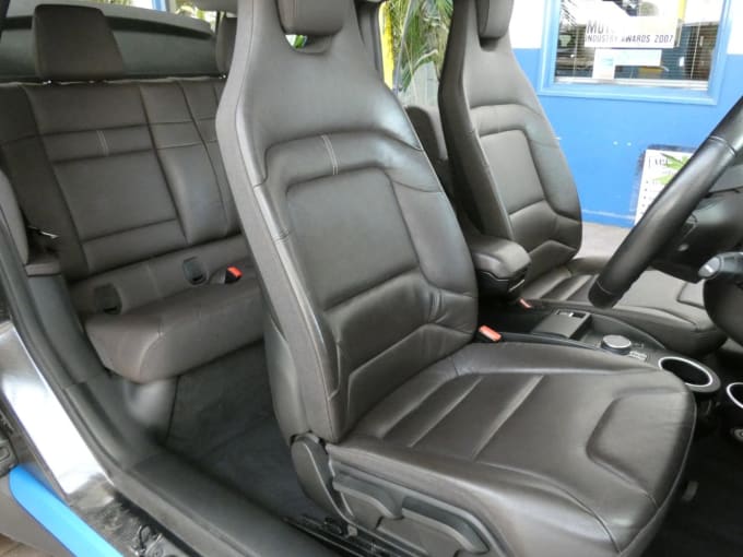 2025 BMW I3