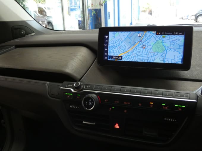 2025 BMW I3