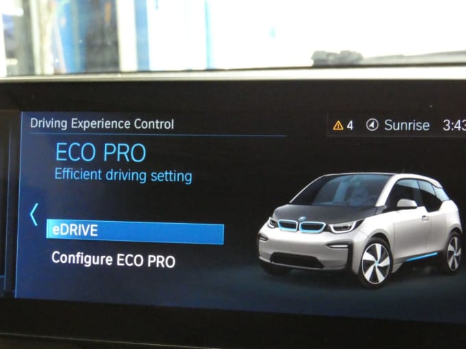 2025 BMW I3