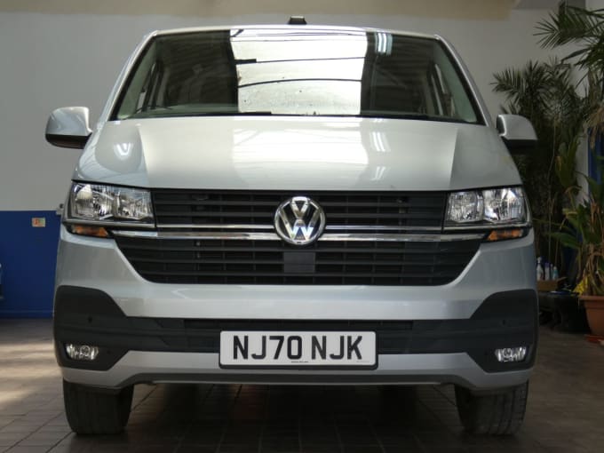 2025 Volkswagen Transporter