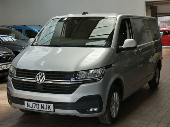 2025 Volkswagen Transporter
