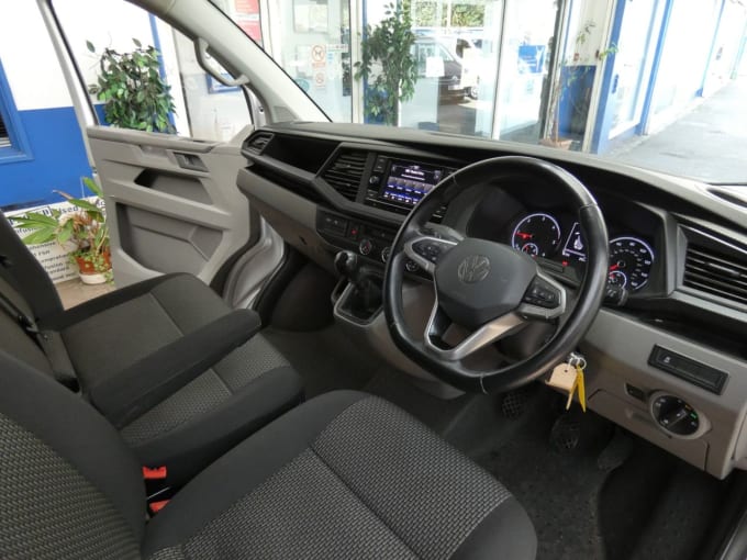 2025 Volkswagen Transporter