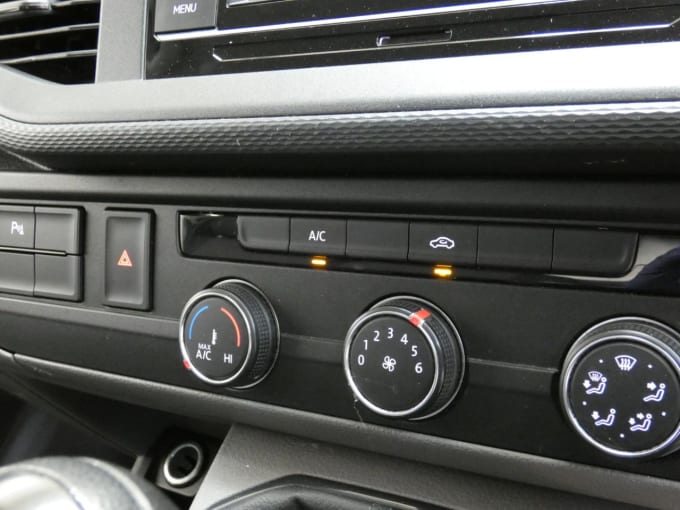 2025 Volkswagen Transporter