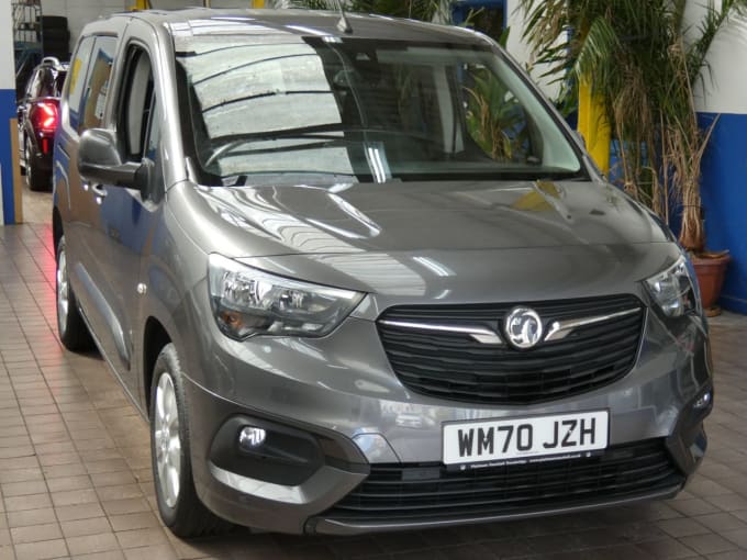 2025 Vauxhall Combo Life