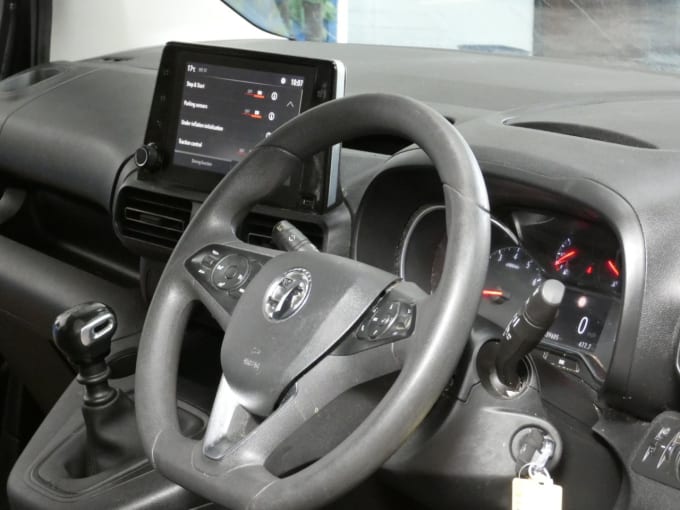 2025 Vauxhall Combo Life