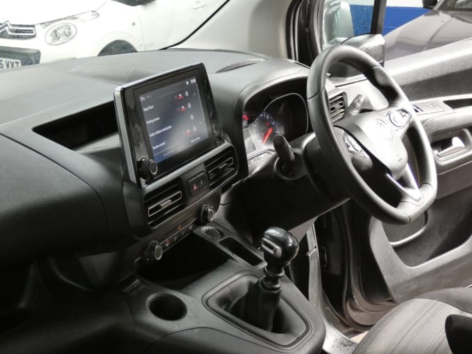 2025 Vauxhall Combo Life