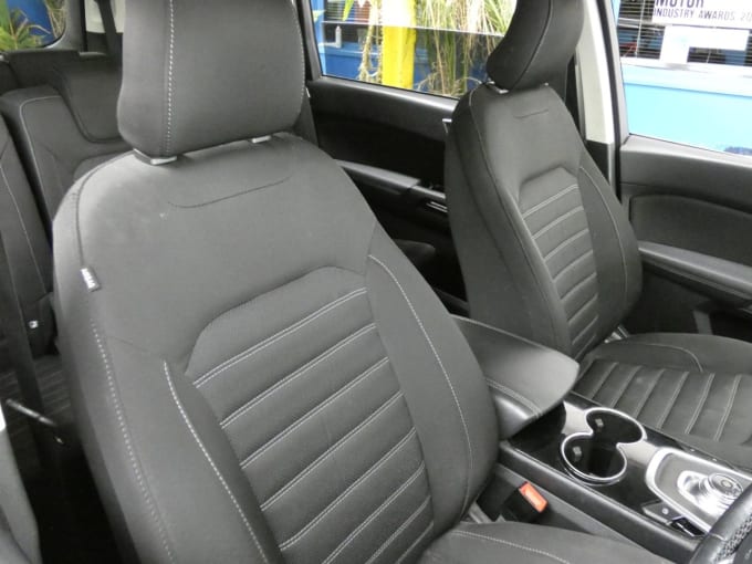 2025 Ford Galaxy